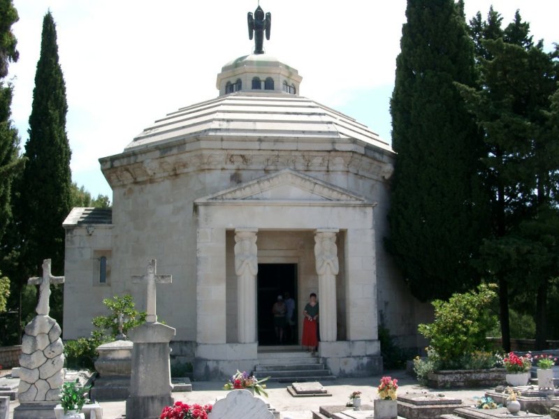 Cavtat: Mausoleum Račić (2005)