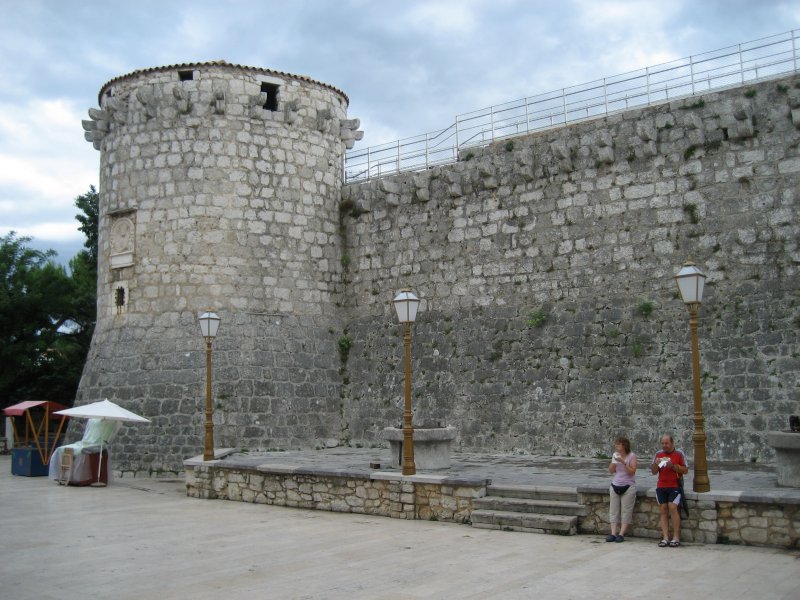 Krk (Stadt): Wehrturm am Frankopanenkastell (2010)