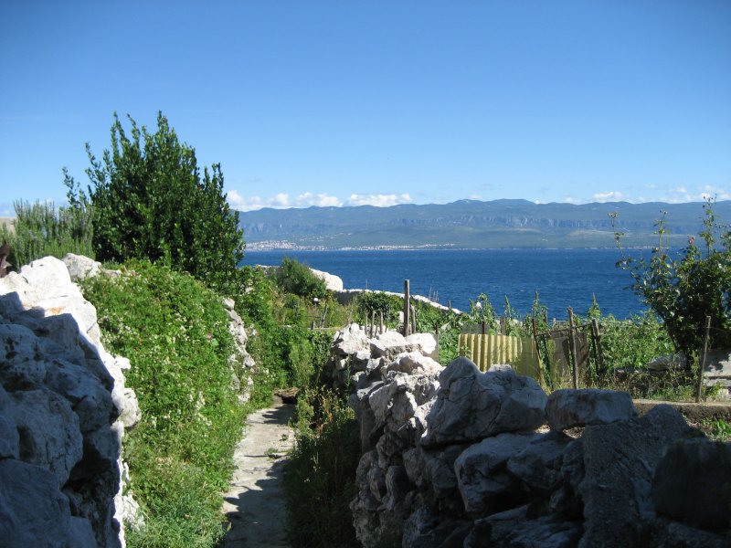 Krk: Vrbnik, Blick zum Festland (2010)