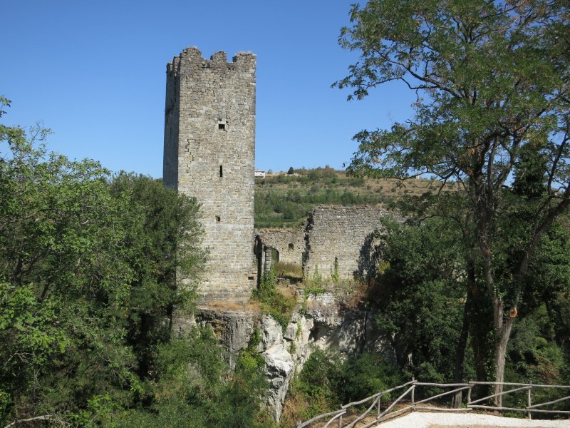 Momjan: Burgruine (2012)