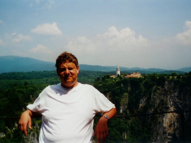 Škocjanske jame: Aussichtspunkt am Besucherzentrum (1999)