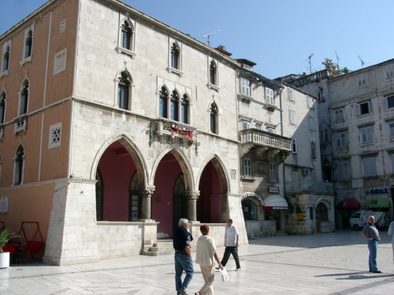 Split: Altes Rathaus am Narodni Trg (2002)