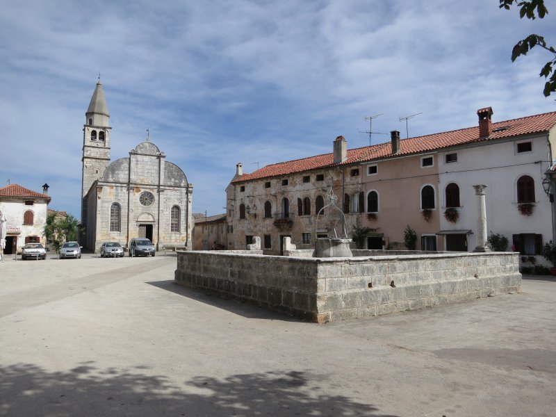 Svetvinčenat: Hauptplatz (2012)