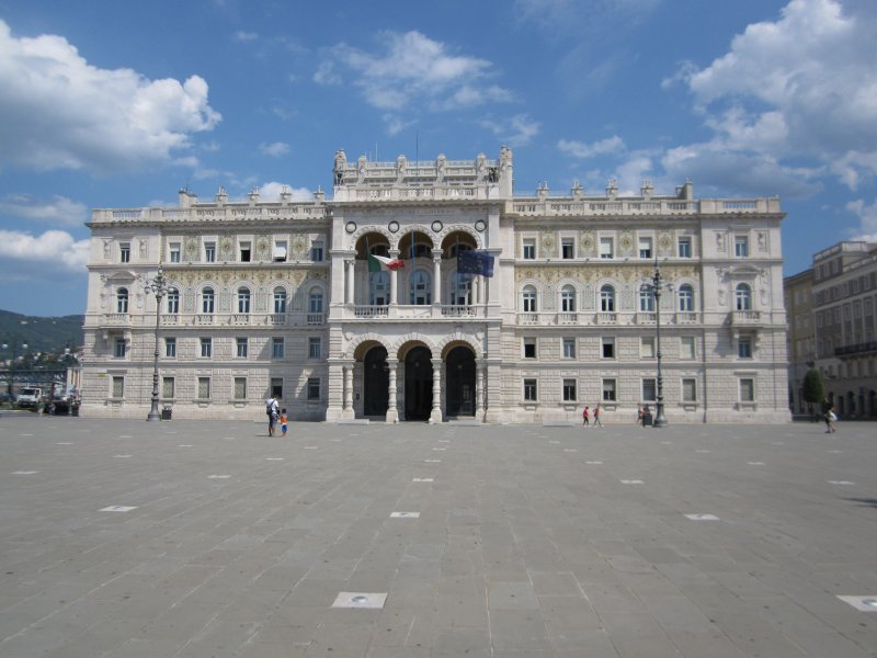 Triest: Palazzo del Governo (2011)