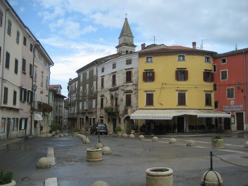 Vodnjan: Hauptplatz (2009)