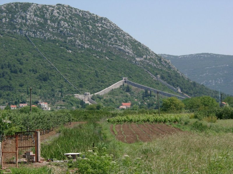 Ston: Blick auf die Festungsmauern (2004)