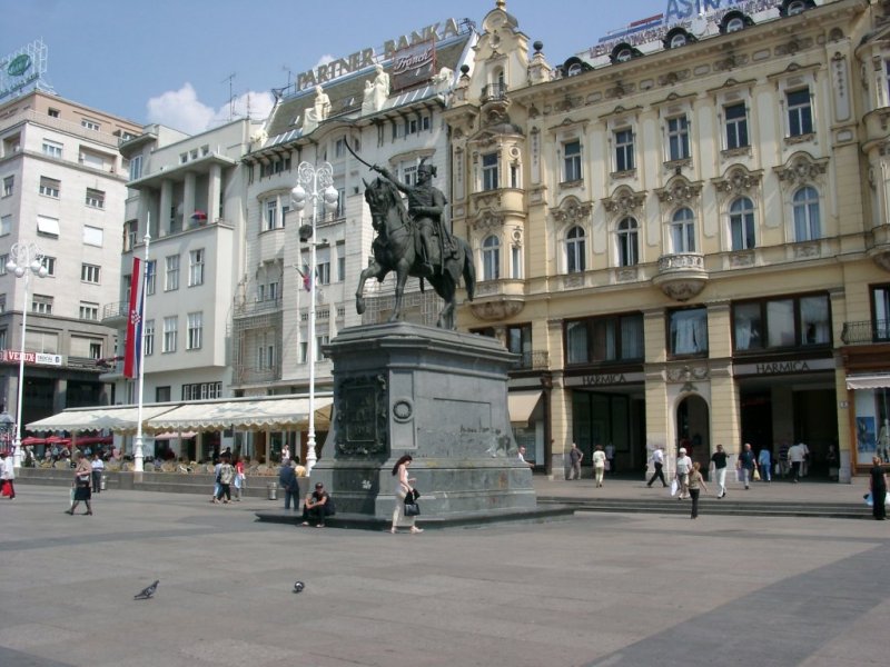 Zagreb: Jelačić-Platz (2003)